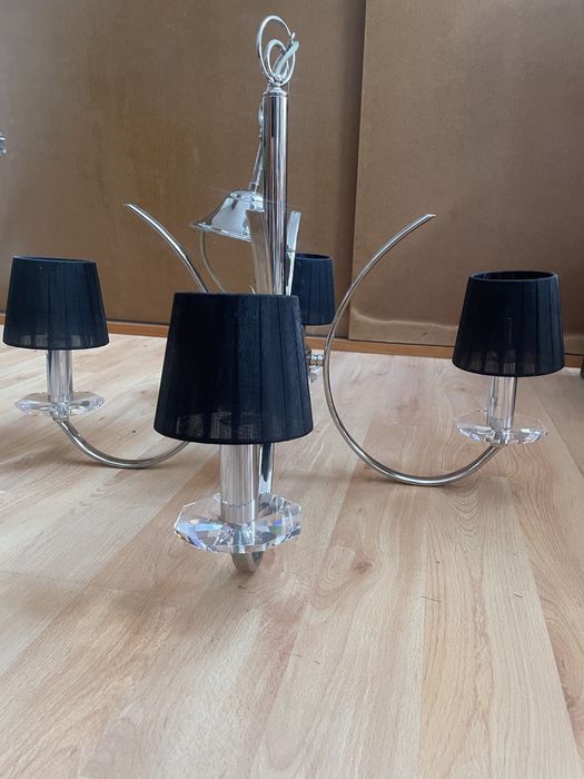 Candeeiro de teto contemporâneo