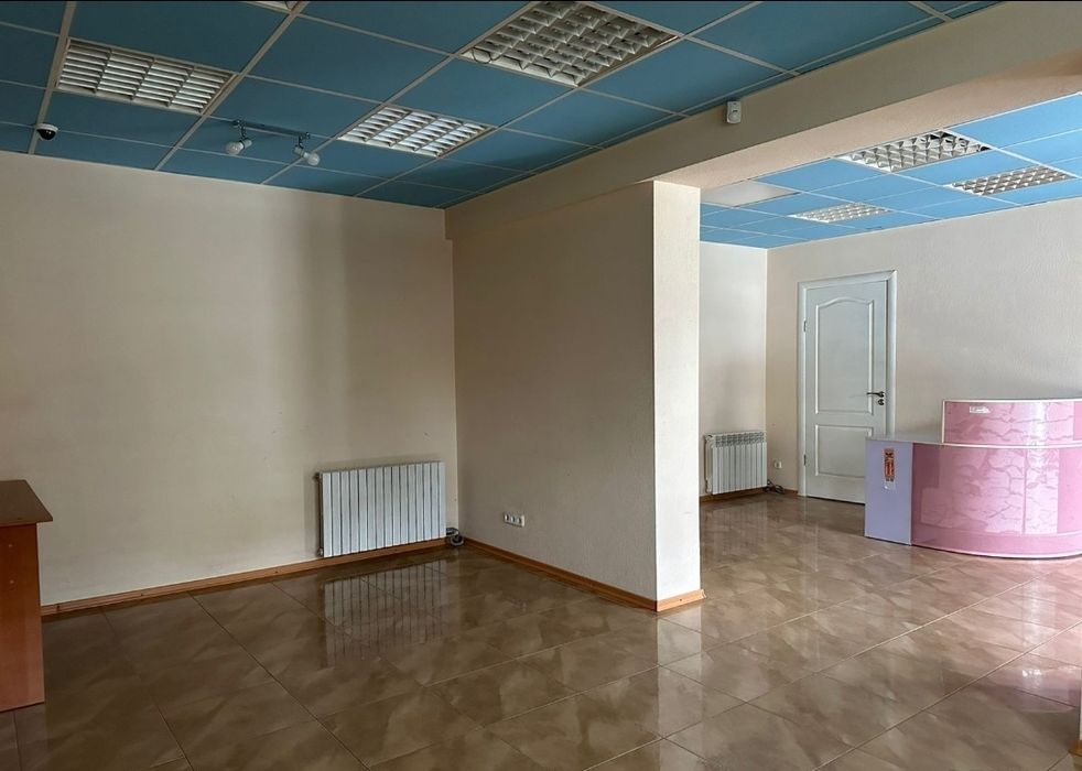 Продам магазин 54м2. Пр.Героев,23 (возможна аренда)