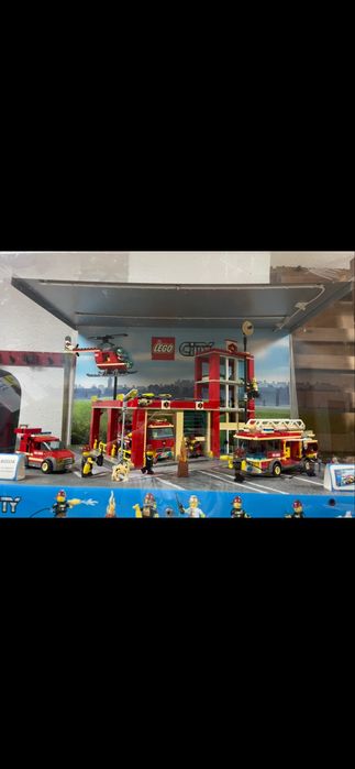 Lego expositor quartel de bombeiris