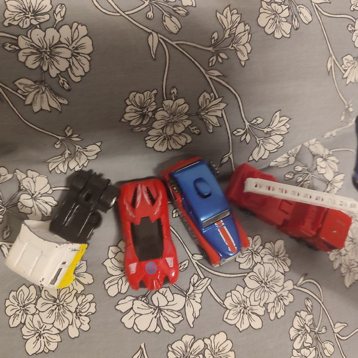 4 autka resoraki zapraszam