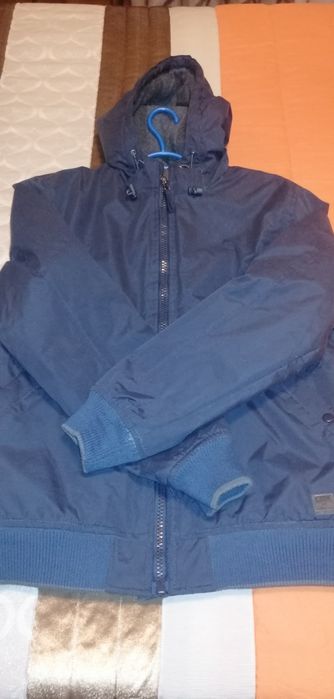 Casaco de homem com capuz hmm