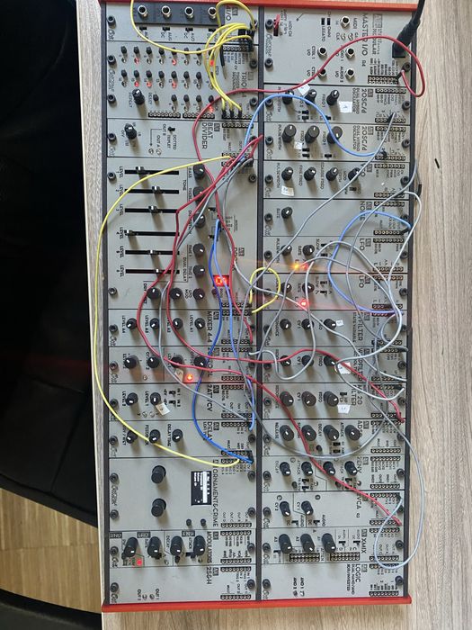 Ae modular tangible waves  eurorack modular syntezator!