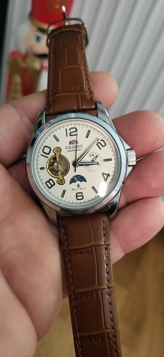 Zegarek automat fazy księżyca