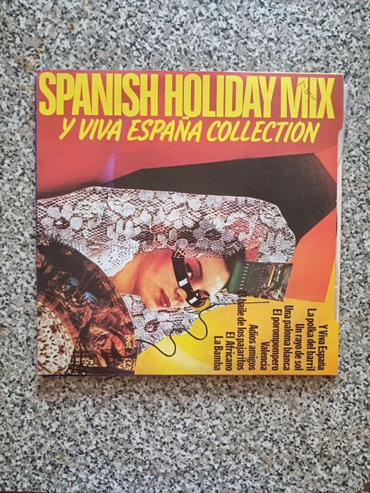 Variedade de discos vinil LP 3€ unidade
Exemplar estado de conservação