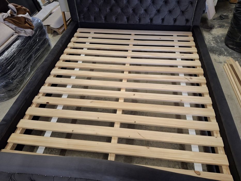 Łóżko tapicerowane na wymiar