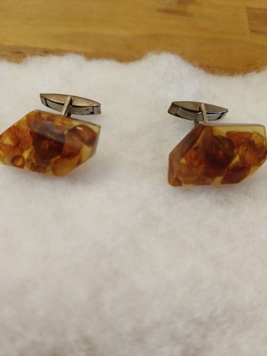 Spinki do mankietów z bursztynem