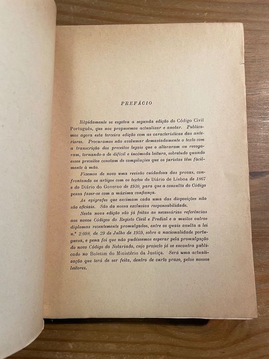 Código Civil Português - 1960 - Pires Lima, Antunes Varela (p. Grátis)
