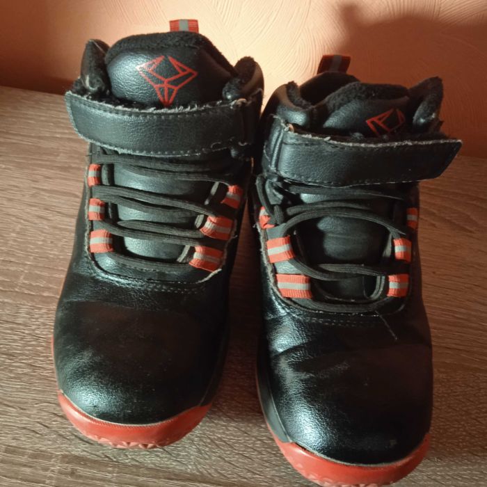 Кросівки зимові на хлопчика 30 розмір