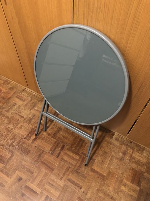 Mesa de metal jardim desdobrável redonda de vidro