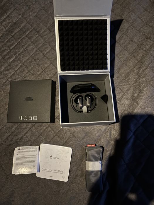 Edifier neobuds pro tws słuchawki bezprzewodowe douszne uszkodzone