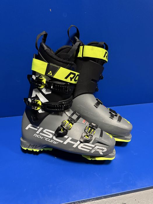 Buty Narciarskie Fischer RC4 110 rozmiar 29,5/45,5 RAJSKIRENT