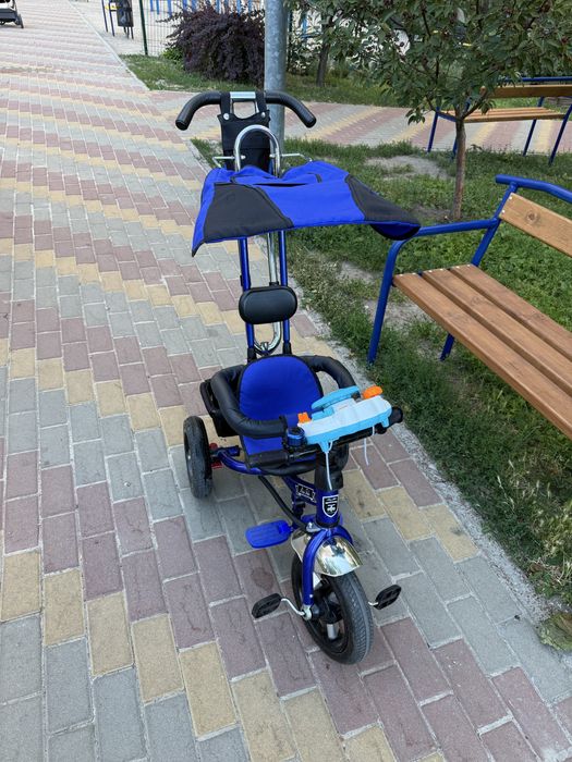 Дитячий велосипед трьохколісний