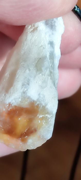 Cytryn- kamień naturalny - wisiorek