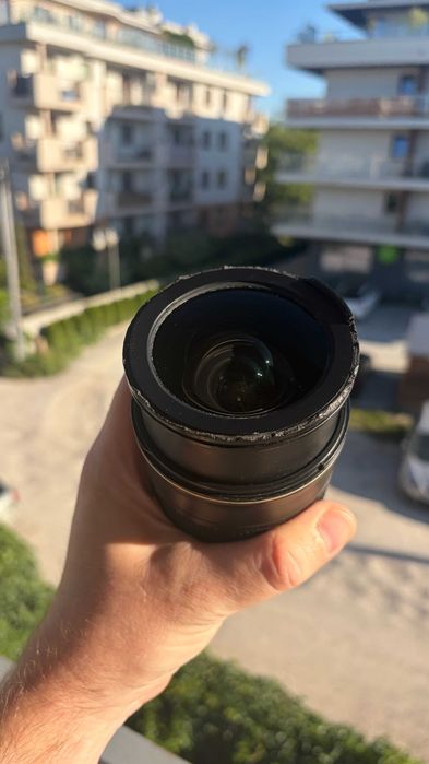 Nikon 24-70 f 2.8