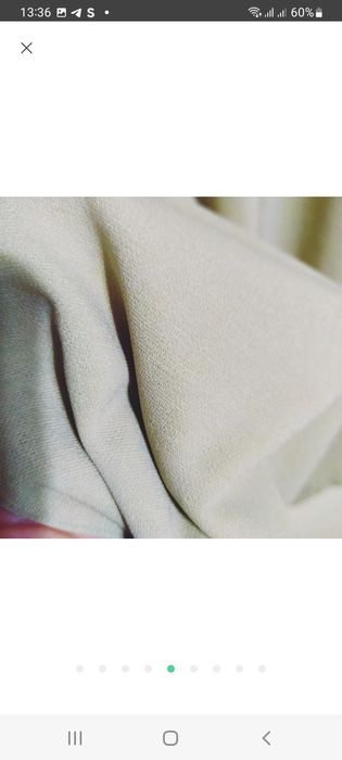 Укороченые брюки немного стрейчевые .