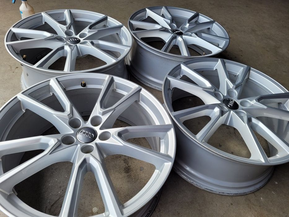 Oryginalne felgi Audi Q3 Q5 20'  5x112 polecam