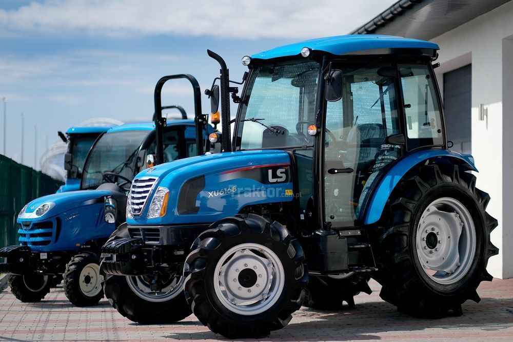 Ciągnik LS Tractor XU6168 MEC 4x4 - 68 KM z kabiną - ciągnik z gwarancją 5 lat
