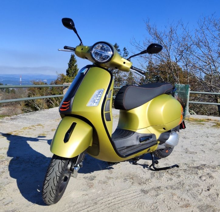 Vespa GTS 300 Super Sport