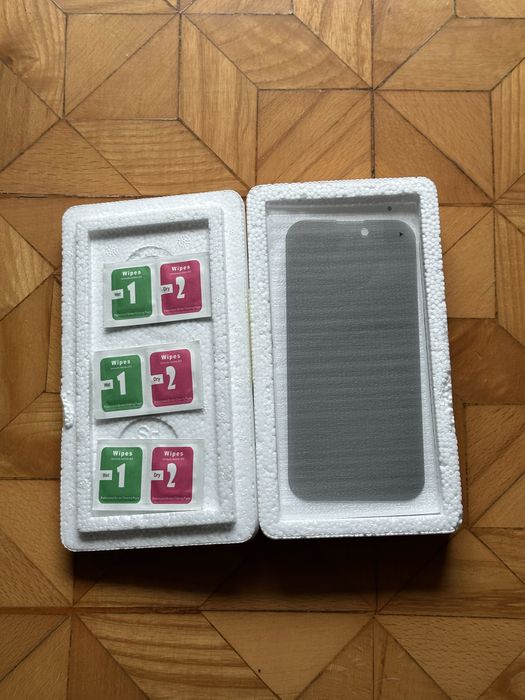 Szybki prywstyzujace iphone 16 pro - 3 sztuki + sciereczki