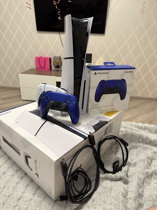 Ps 5 slim 1Tb с дисководом