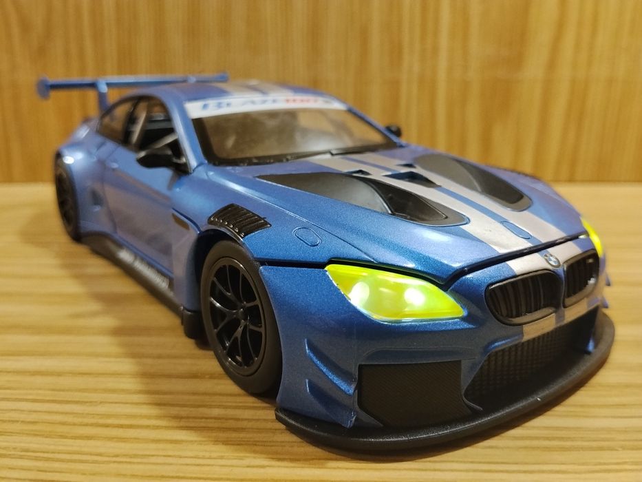 Модель BMW m6 GT3 1:24 Автопром металл свет звук пов колеса Бмв машина