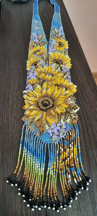 Ґердан з соняшниками