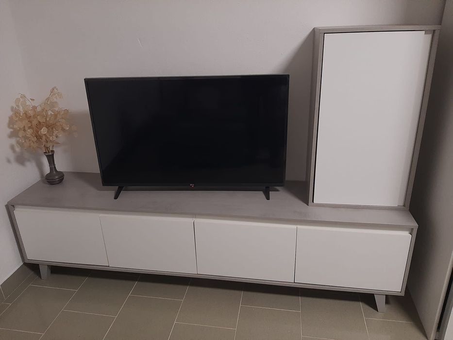 Vendo móvel de tv