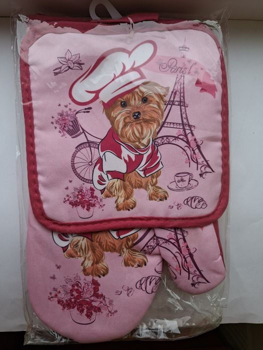 Набір прихваток для кухні.