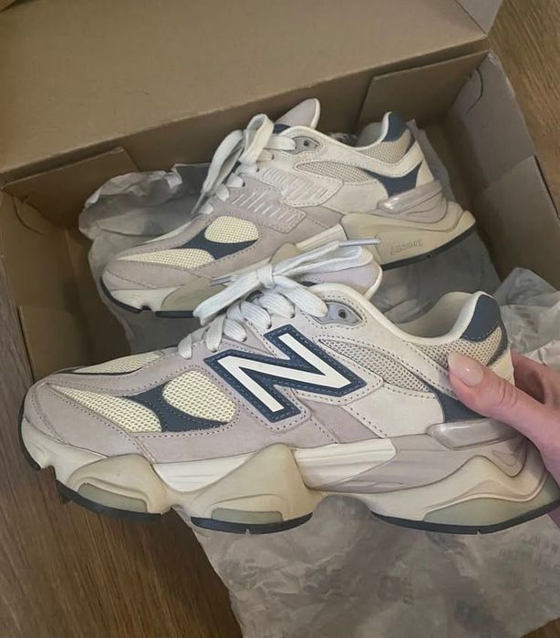 Кросівки жіночі new balance
