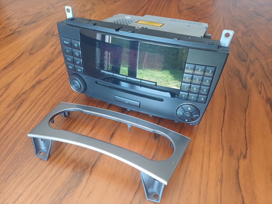 Auto radio MF2530  Mercedes original