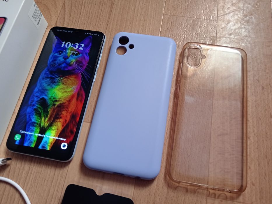 телефон Samsung A04e 3/64 Gb 2 чохла + скло відмінний стан
