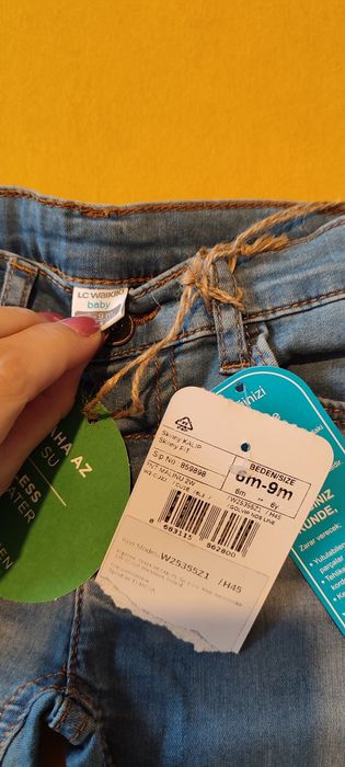 Spodnie jeansowe chłopięce 68 74 waikiki