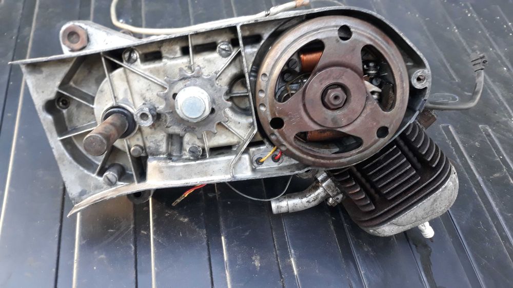 Silnik do motoroweru Victoria Vicky m51 Lata 50 - te