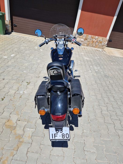 Moto honda shadom VT750