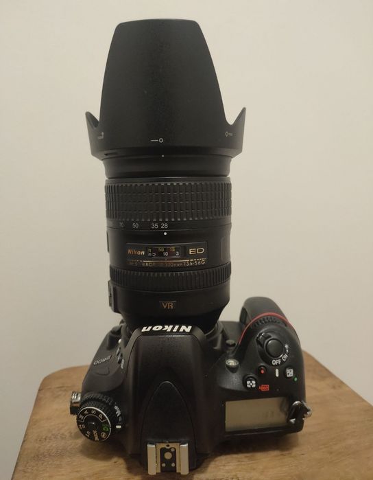 Nikon D600 e lente 28 300mm