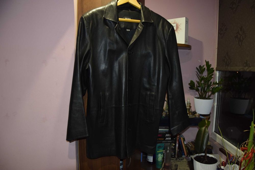 Кожаная куртка HUGO BOSS