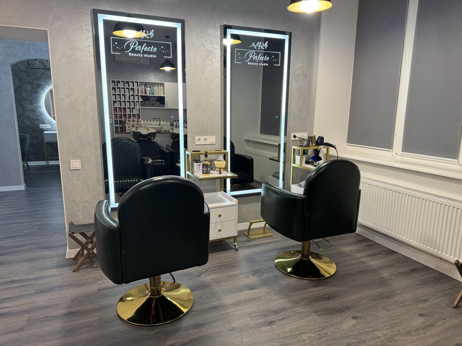 Оренда місця для перукаря колориста в бьюті студіі