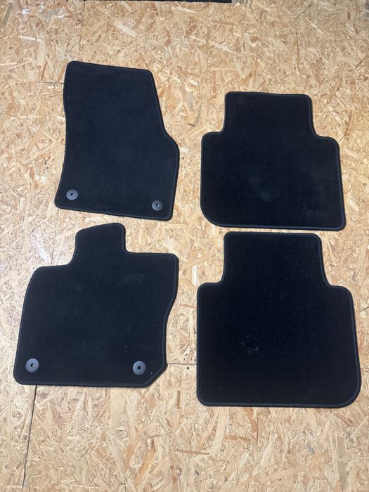 Dywaniki Superb IV Oryginalne