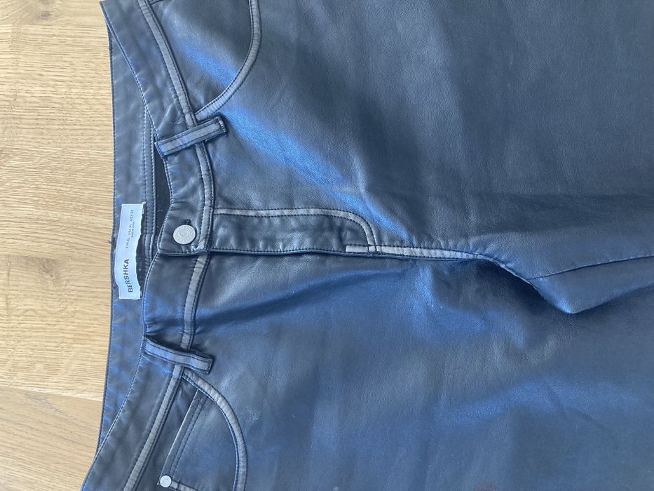 Spodnie  Bershka skora XL damskie