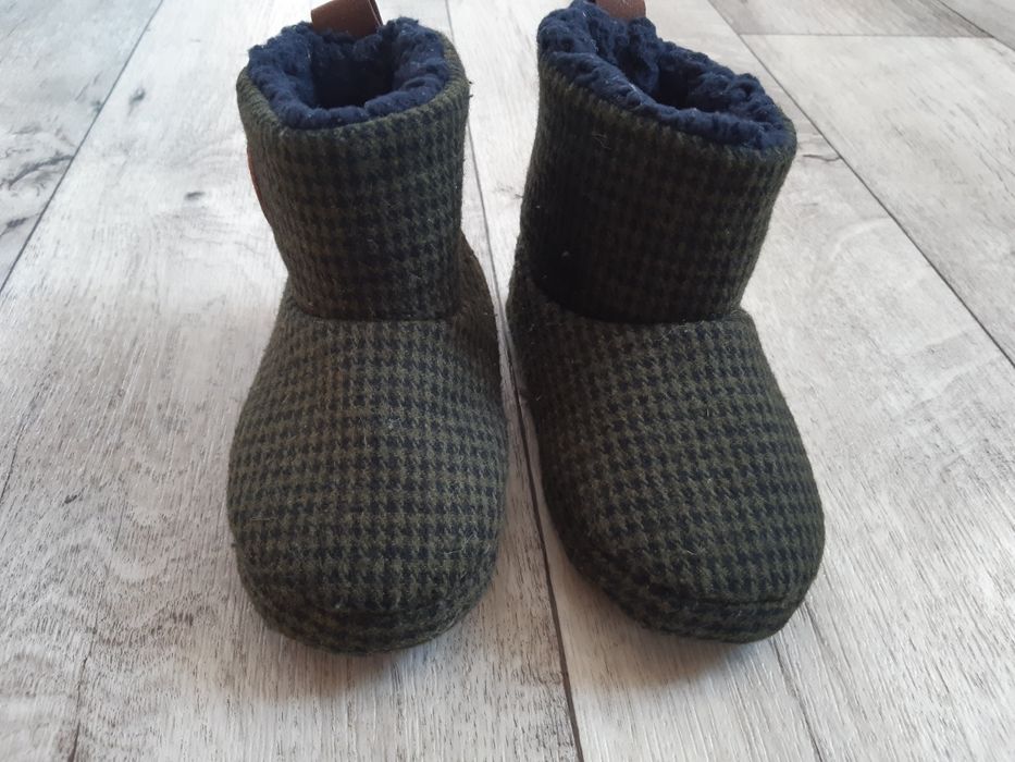 Детские уги, чуни, сапожки, теплы тапки, боти р 23, 13,5см