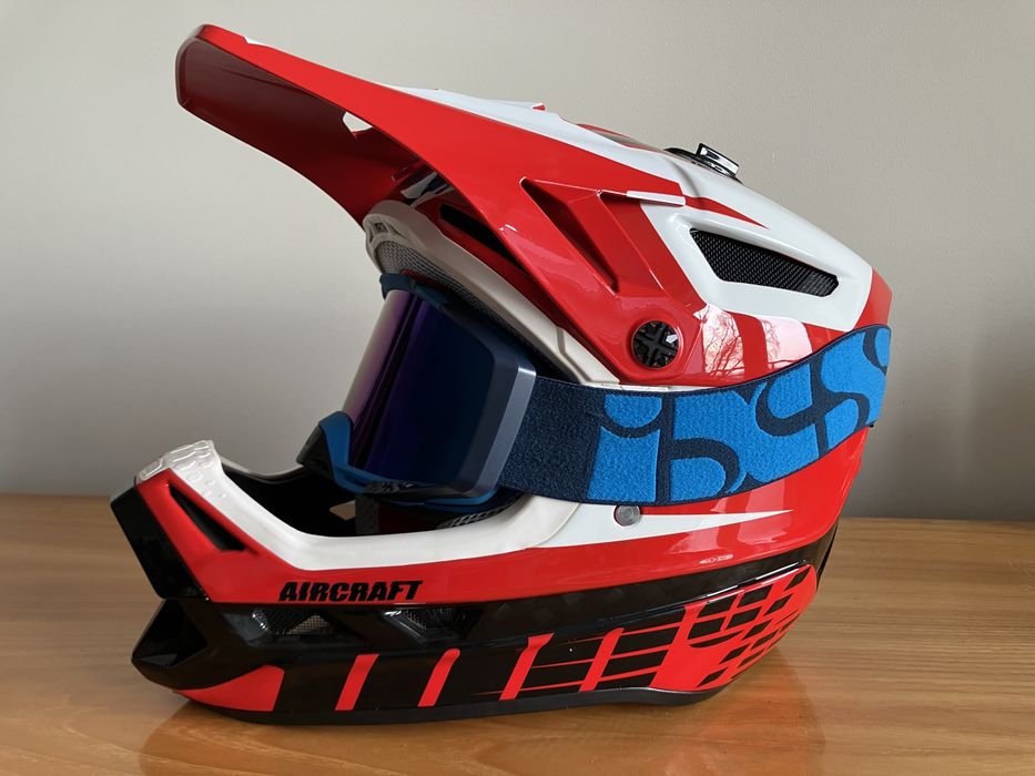 Kask Full face Carbon 100 % Aircraft L + Google IXS Rampage TLD