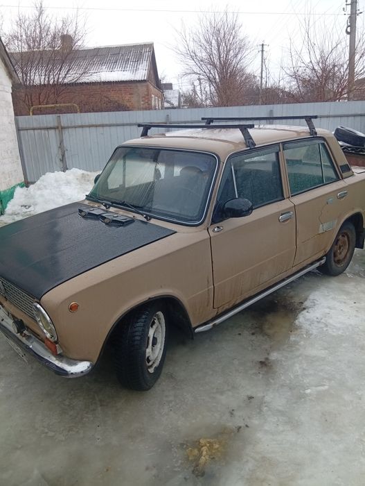 Продам ваз 21011.