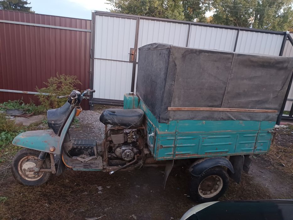 Продам, муравей...