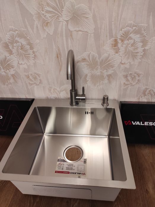 Акция-27% ! кухонные мойки 50*50 -3 mm.Handmade фирмы Platinum Valeso