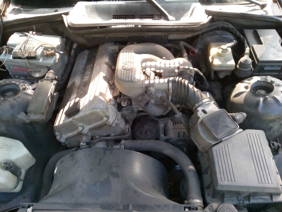 BMW E36 Coupe 1.8iS  M42