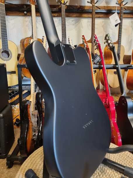 Satin Black Series Ambra Telecaster  gitara elektryczna 2xhumbucker