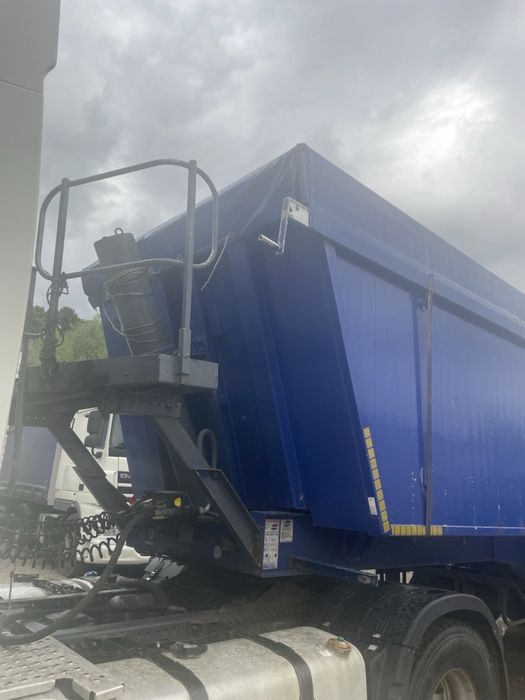 Напівпричіп зерновоз SCHWARZMUELLER KIS-3E