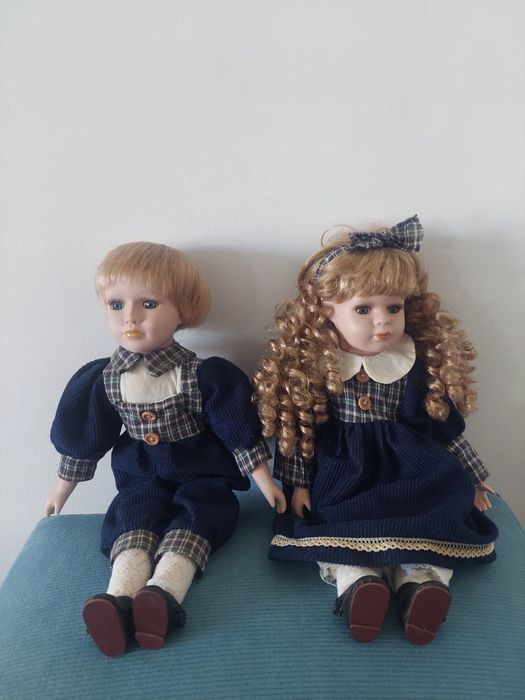 Bonecas de porcelana
