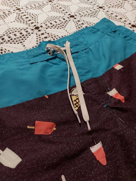 PORTES INCLUÍDOS - Calções de praia Primark