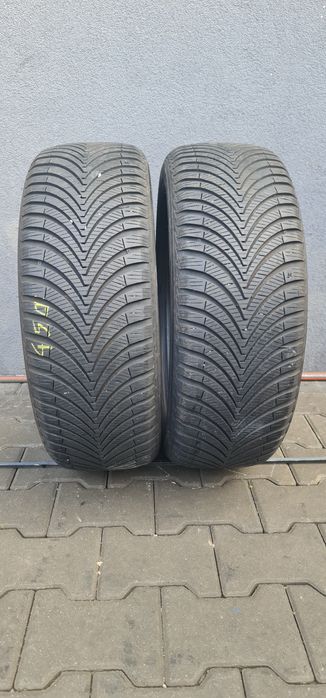 215/55/17 Kumho 4S